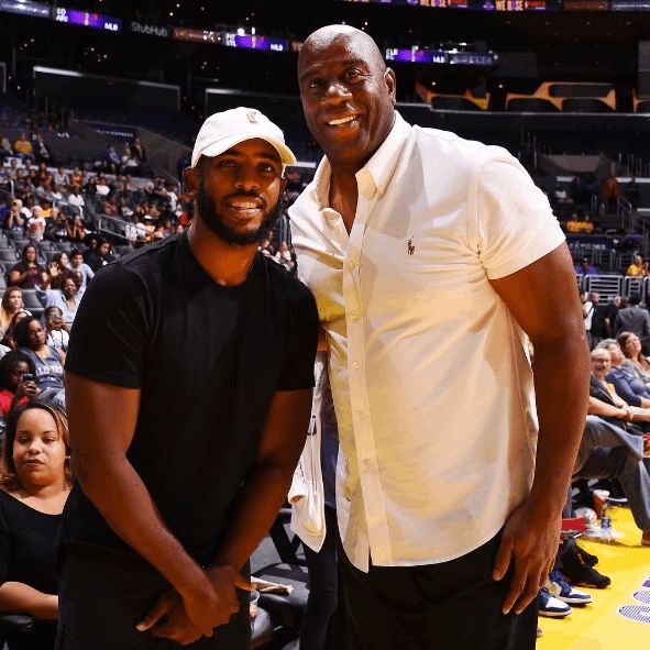 同时要求更 同时要求更